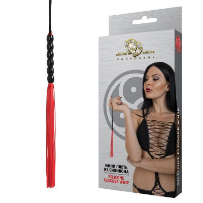 Красно-черная силиконовая мини-плеть - 22 см. Красно-черная силиконовая мини-плеть - 22 см.