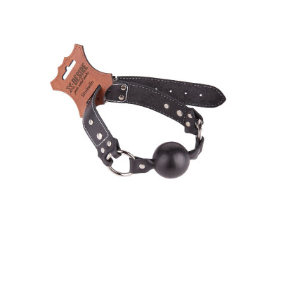 Кляп-шар на ремешках из натуральной кожи Кляп-шар на ремешках из натуральной кожи