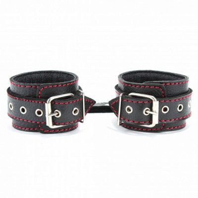 Черные наручники из натуральной кожи с красной строчкой Черные наручники из натуральной кожи с красной строчкой