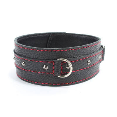 Черный ошейник из натуральной кожи с шипами Черный ошейник из натуральной кожи с шипами