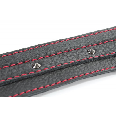 Черный ошейник увеличенного размера с шипами Черный ошейник увеличенного размера с шипами