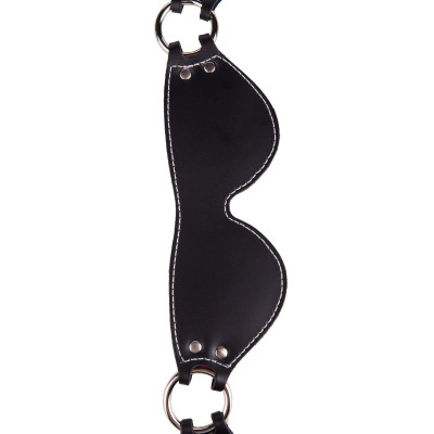 Маска из натуральной кожи с контрастной строчкой по краю Маска из натуральной кожи с контрастной строчкой по краю