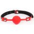 Красный кляп-шарик с черным регулируемым ремешком Красный кляп-шарик с черным регулируемым ремешком