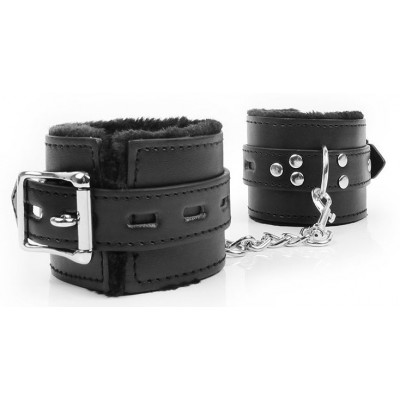 Черные наручники на металлических карабинах Черные наручники на металлических карабинах