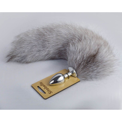 Серебристая анальная пробка с натуральным хвостиком Серебристая анальная пробка с натуральным хвостиком