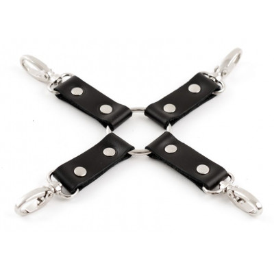 Черная крестовина с карабинами Черная крестовина с карабинами