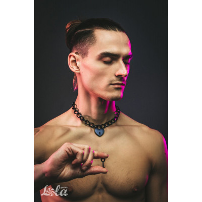 Черный ошейник Embrace с ключиком Черный ошейник Embrace с ключиком