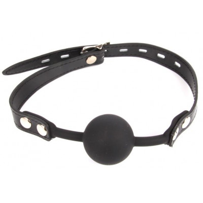 Черный сплошной кляп-шарик на регулируемом ремешке Черный сплошной кляп-шарик на регулируемом ремешке