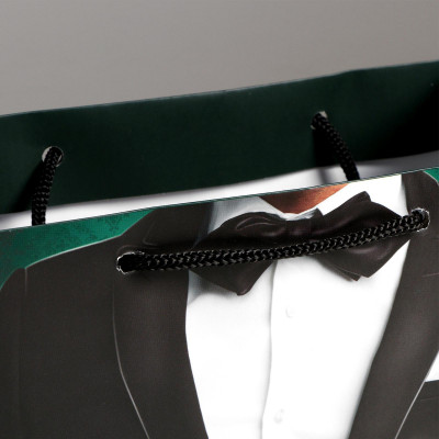 Малый бумажный пакет Лучшему! - 18 х 23 см. Малый бумажный пакет Лучшему! - 18 х 23 см.