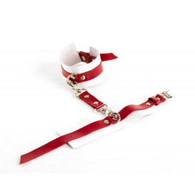 Бело-красные оковы из натуральной кожи Бело-красные оковы из натуральной кожи