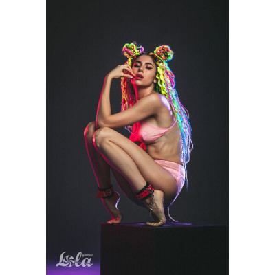 Черно-красные поножи Tricky Черно-красные поножи Tricky