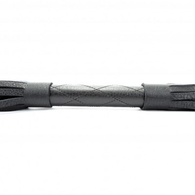 Чёрная плетка из натуральной кожи - 45 см. Чёрная плетка из натуральной кожи - 45 см.