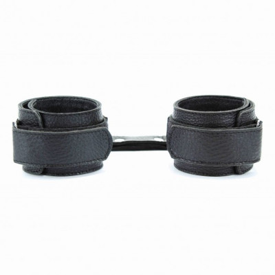 Чёрные кожаные наручники Чёрные кожаные наручники