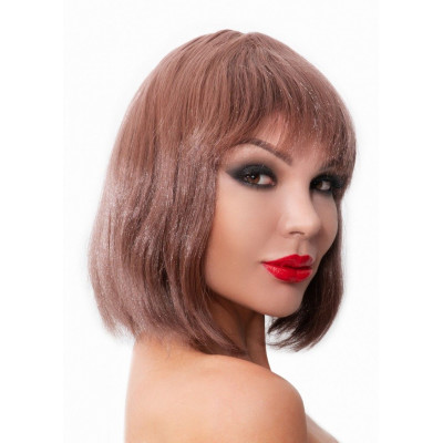 Коричневый парик-каре с челкой Коричневый парик-каре с челкой