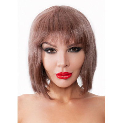 Коричневый парик-каре с челкой Коричневый парик-каре с челкой