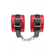 Красно-черные оковы на ноги из кожи