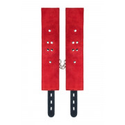 Красно-черные оковы на ноги из кожи