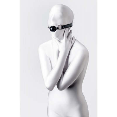 Черный кляп-шар на кожаных ремешках Anonymo Черный кляп-шар на кожаных ремешках Anonymo