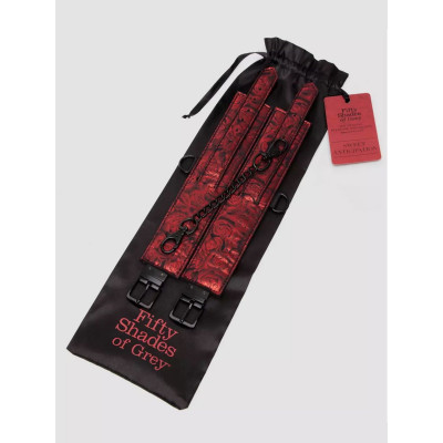 Красно-черные наручники Reversible Faux Leather Wrist Cuffs Красно-черные наручники Reversible Faux Leather Wrist Cuffs