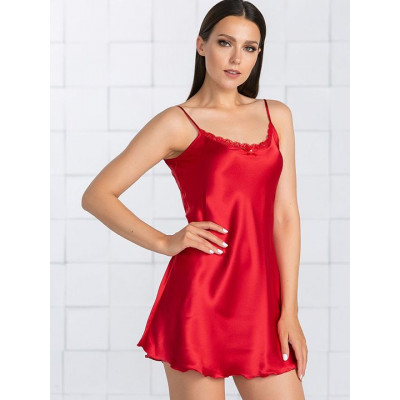 Короткая шелковистая сорочка на тонких бретелях Короткая шелковистая сорочка на тонких бретелях