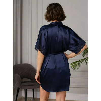 Обворожительный пеньюар с кружевом Обворожительный пеньюар с кружевом