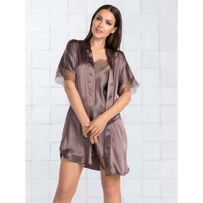 Обворожительный пеньюар с кружевом Обворожительный пеньюар с кружевом