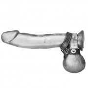 Разделитель мошонки из искусственной кожи на клепках 8 STYLE BALL DIVIDER