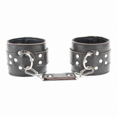 Коричневые кожаные наручники на металлической цепочке Коричневые кожаные наручники на металлической цепочке