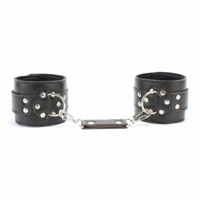 Коричневые оковы из мягкой кожи Коричневые оковы из мягкой кожи