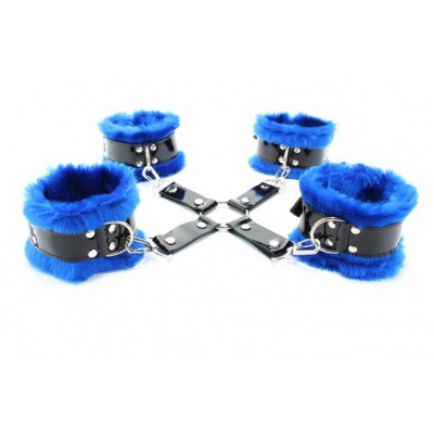 Черно-синяя крестообразная меховая фиксация для рук и ног Черно-синяя крестообразная меховая фиксация для рук и ног