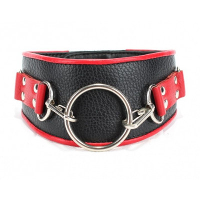 Черно-красный кожаный ошейник с кольцом Черно-красный кожаный ошейник с кольцом