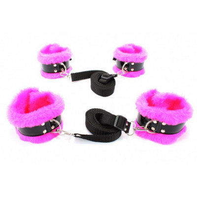 Черно-розовый набор для фиксации на кровати с мехом Черно-розовый набор для фиксации на кровати с мехом