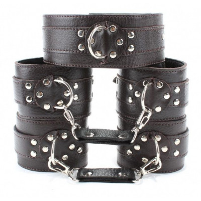 Набор фиксаторов из коричневой кожи Набор фиксаторов из коричневой кожи