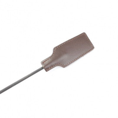 Коричневый кожаный стек - 77 см. Коричневый кожаный стек - 77 см.