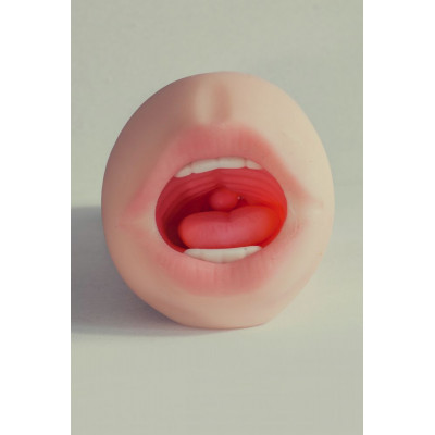 Двусторонний мастурбатор Goddess of Love - вагина и ротик Двусторонний мастурбатор Goddess of Love - вагина и ротик