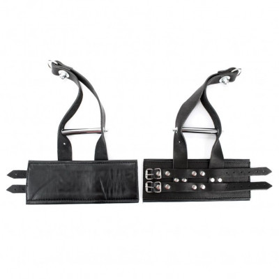 Черный кожаные наручники для подвешивания Черный кожаные наручники для подвешивания
