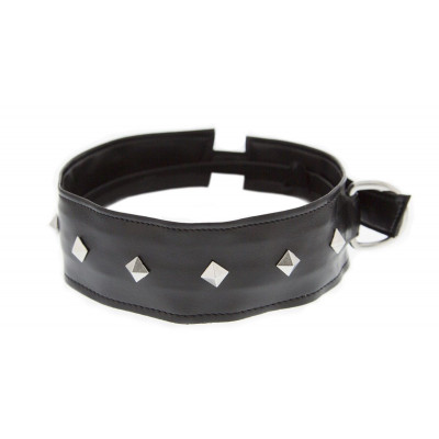 Полиуретановый ошейник с пуклями Collar with Studs Полиуретановый ошейник с пуклями Collar with Studs