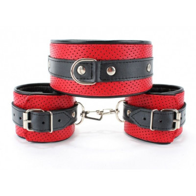 Красно-черная фиксация из перфорированной кожи Красно-черная фиксация из перфорированной кожи