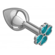 Средняя серебристая анальная втулка с клевером из голубых кристаллов - 8,5 см.